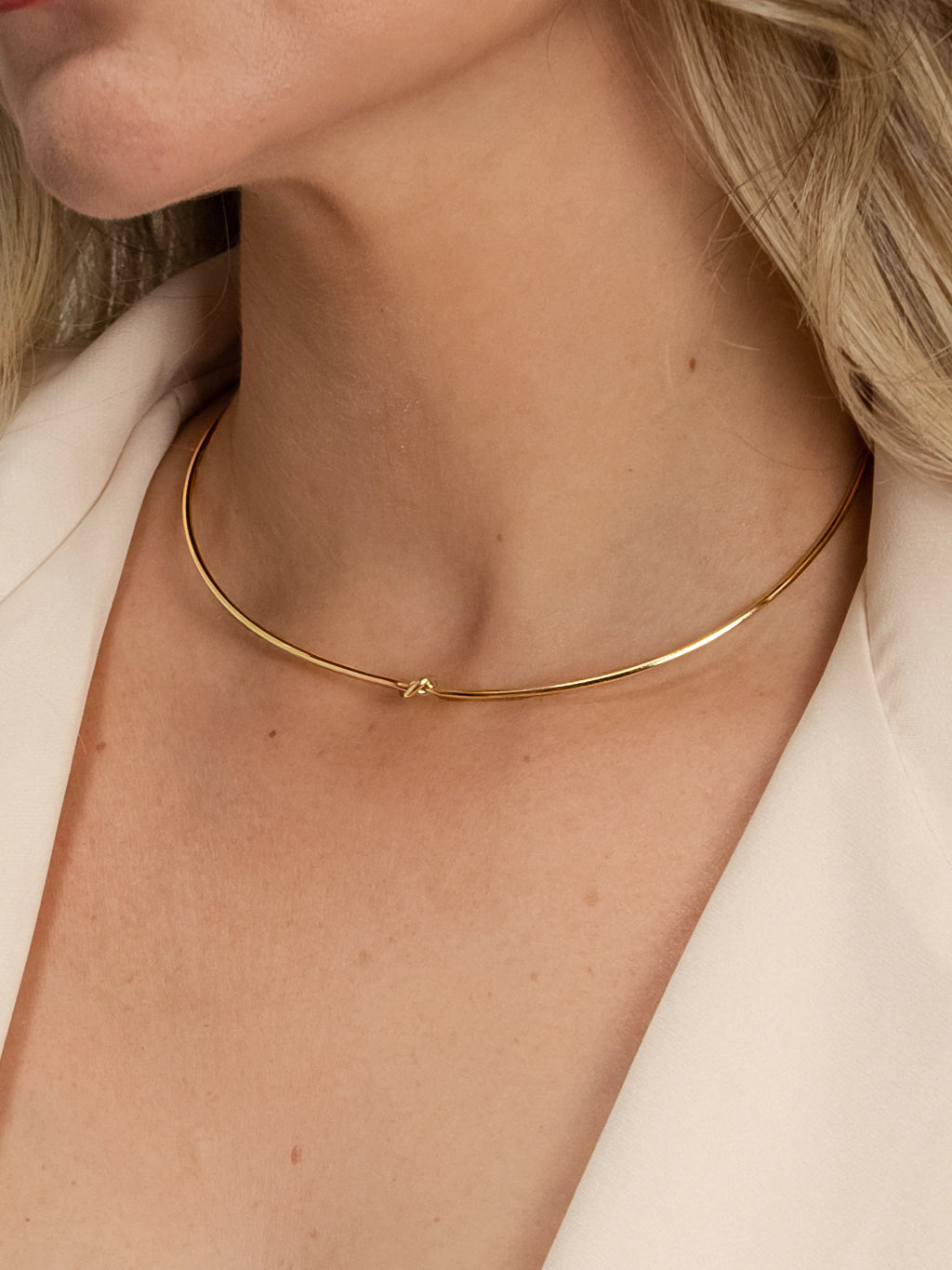 Knot Snap-On Choker Necklace