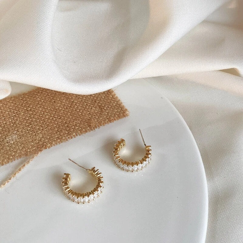 18K Gold Plated Hoop Earrings with Baguette Crystals for Women – Minimalist Elegant Jewelry